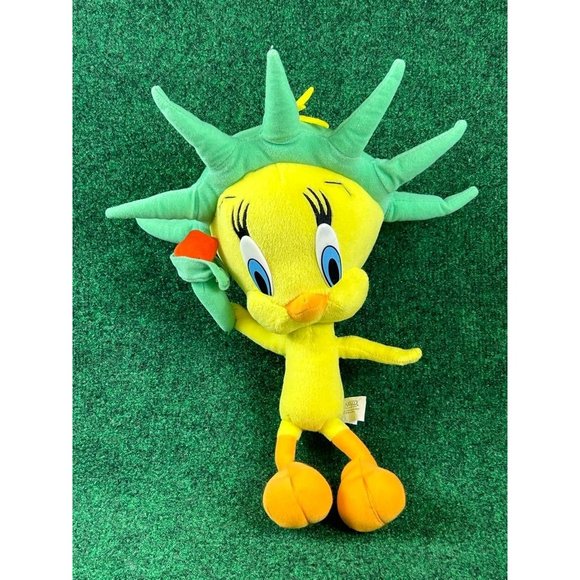 Tweetie Bird Yellow Small‎ Plush Statue of Liberty Stuffed Animal Tweety - Picture 1 of 8